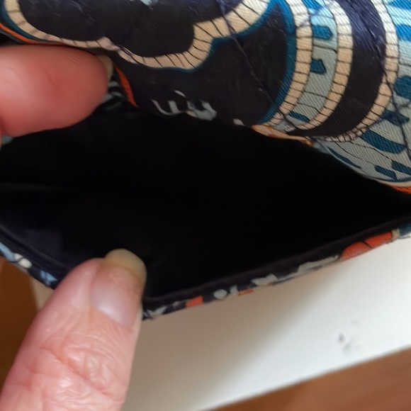 Vera Bradley Bowler Bag with Matching Walet - Picture 13 of 14